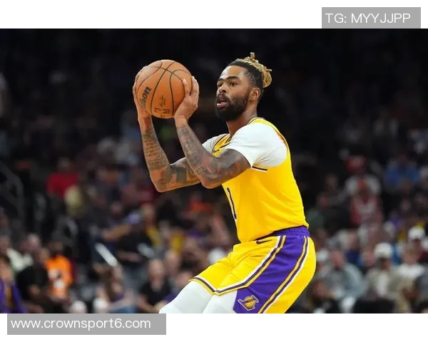 湖人第三节狂飙31-15逆转黄蜂赛季最佳表现再现球场风采